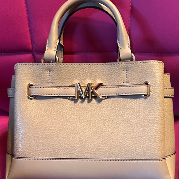 NWT Michael Kors Leather Reed Satchel Crossbody - Picture 1 of 5